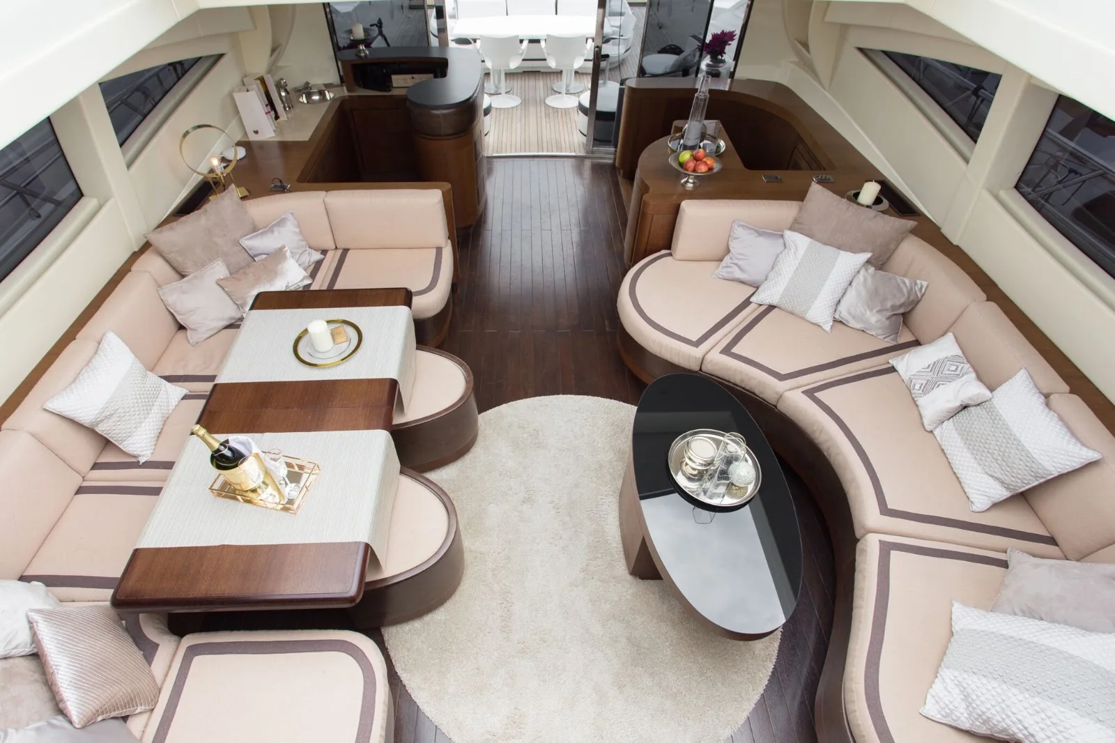 Mangusta 92 Five Stars — gallery view